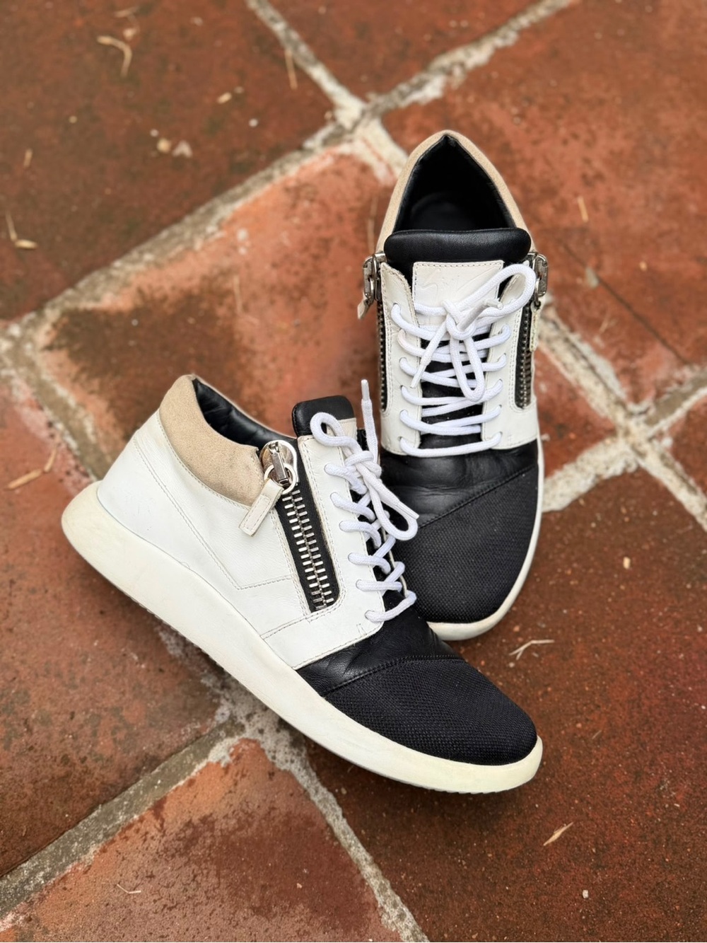 Giuseppe Zannotti Men's Casual Black and White Lace-Up Sneaker